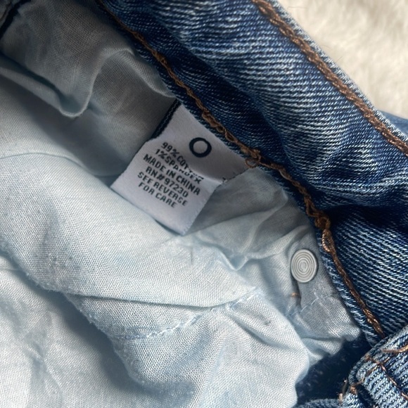 Juniors Almost Famous Two-Tone 90’s Jeans size 0 - Picture 9 of 11